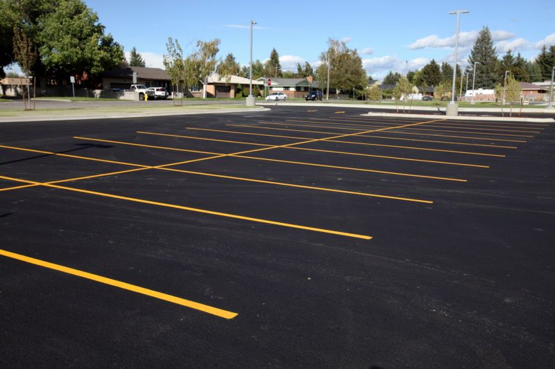 Commercial Parking Lot Sealing