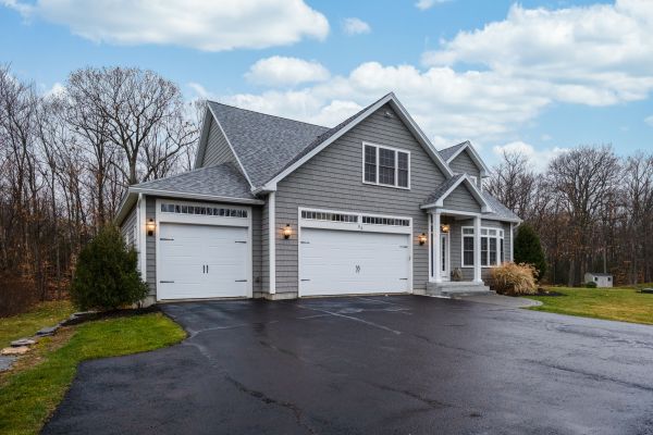 Cost of Driveway Tarring in Auburn