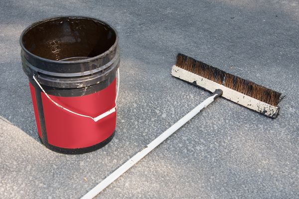 Cost of Residential Blacktop Sealing in Auburn